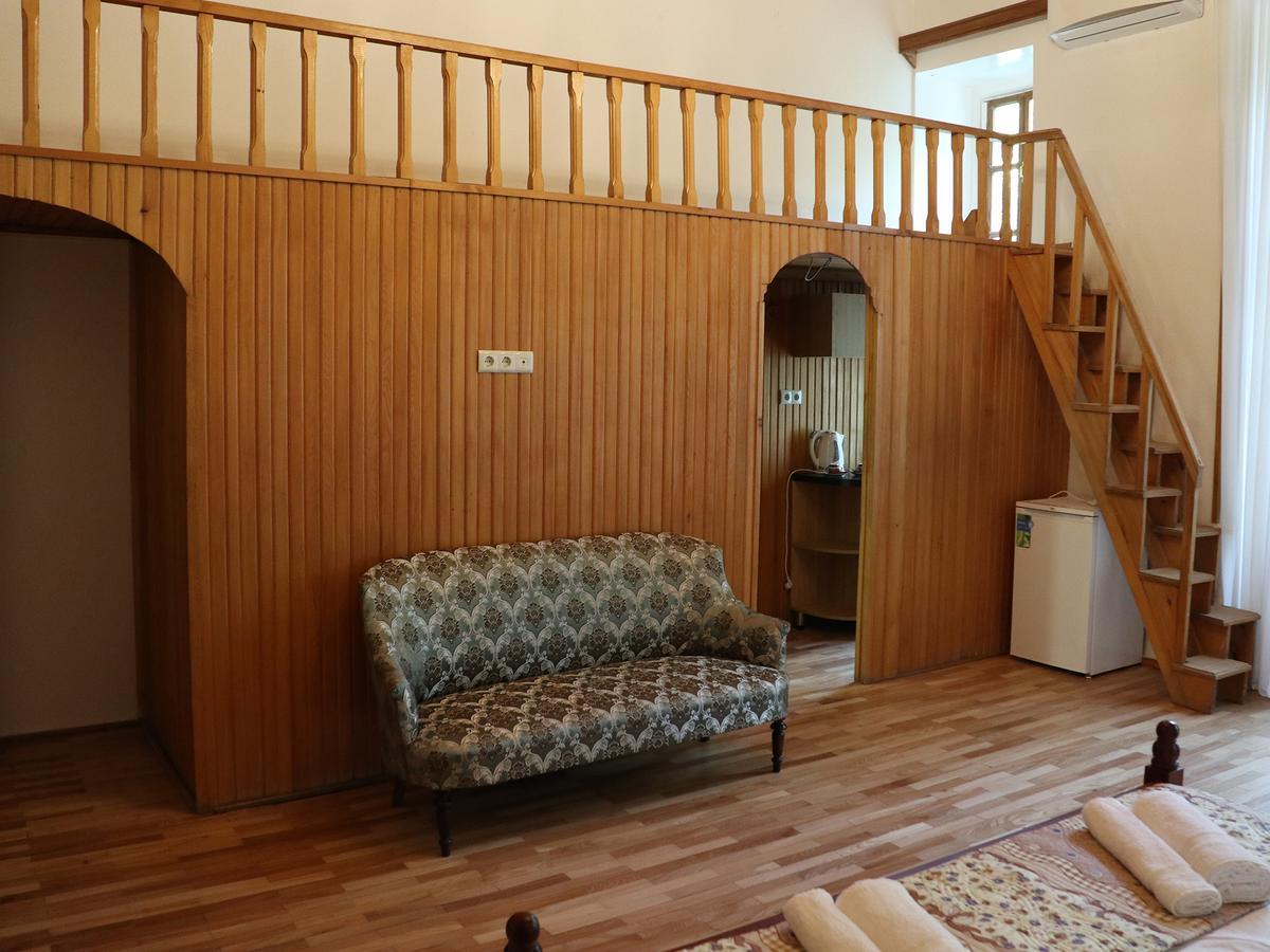 Liberty Apartment And Rooms Tbilisi Exterior foto