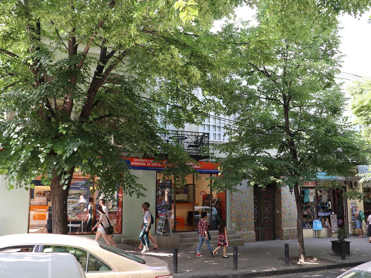 Liberty Apartment And Rooms Tbilisi Exterior foto